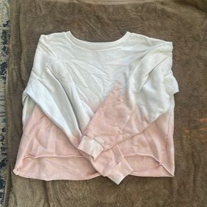 American Eagle crop pink and white ombré sweater!